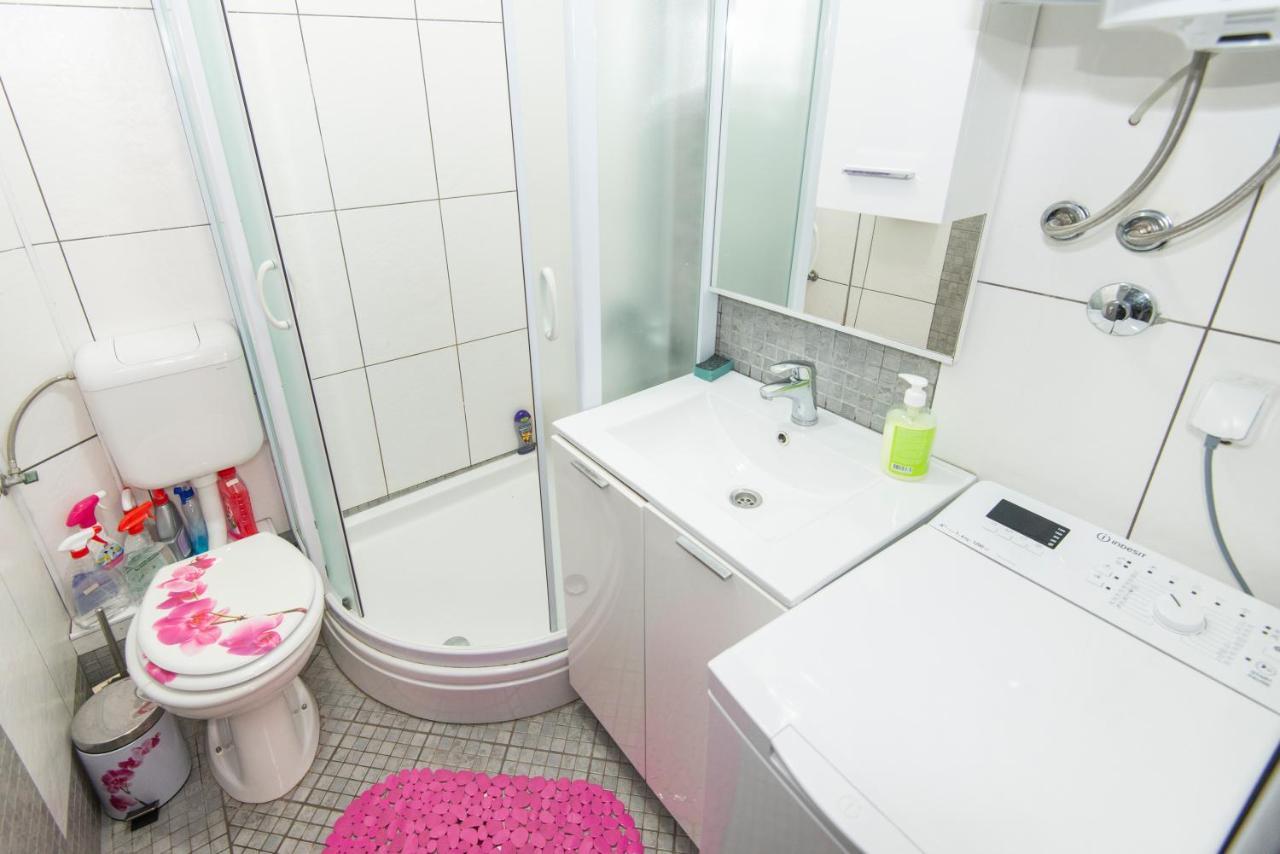 Sea Star Apartment 티바트 외부 사진